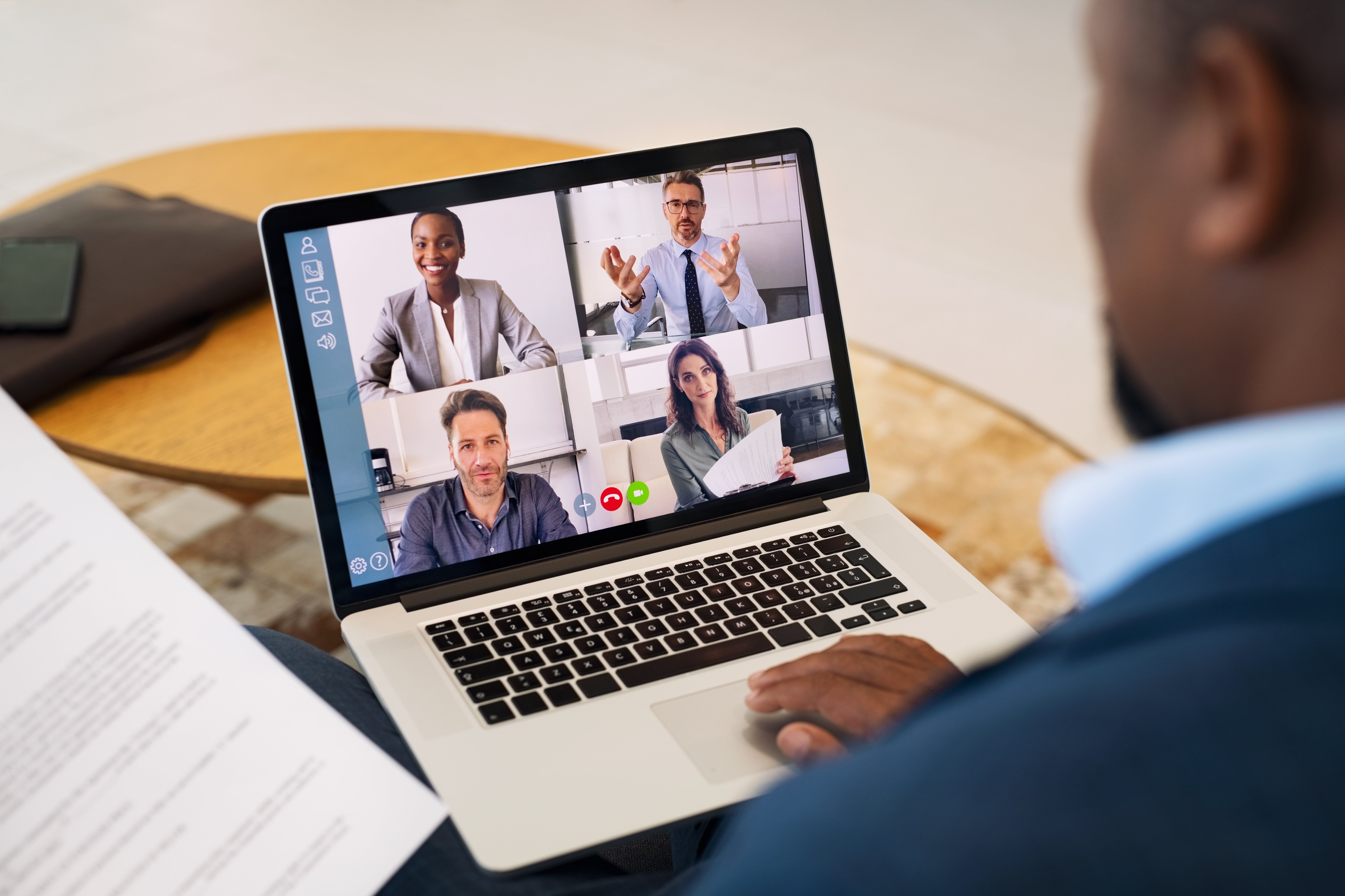 business-people-working-with-video-call-from-remot-WGHBC9E