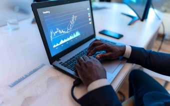  Healthcare marketer using new LinkedIn features  