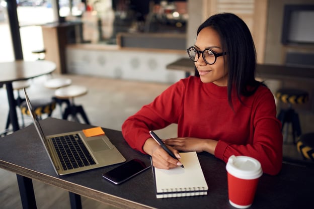 Copywriter vs content writer
